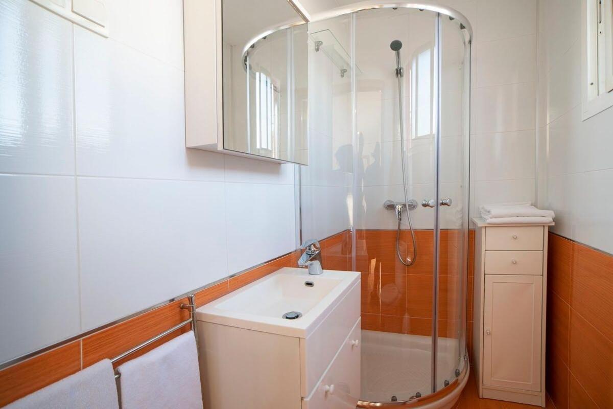 Bonito Apartamento Con Terraza - Pedregalejo Playa Màlaga Exteriér fotografie